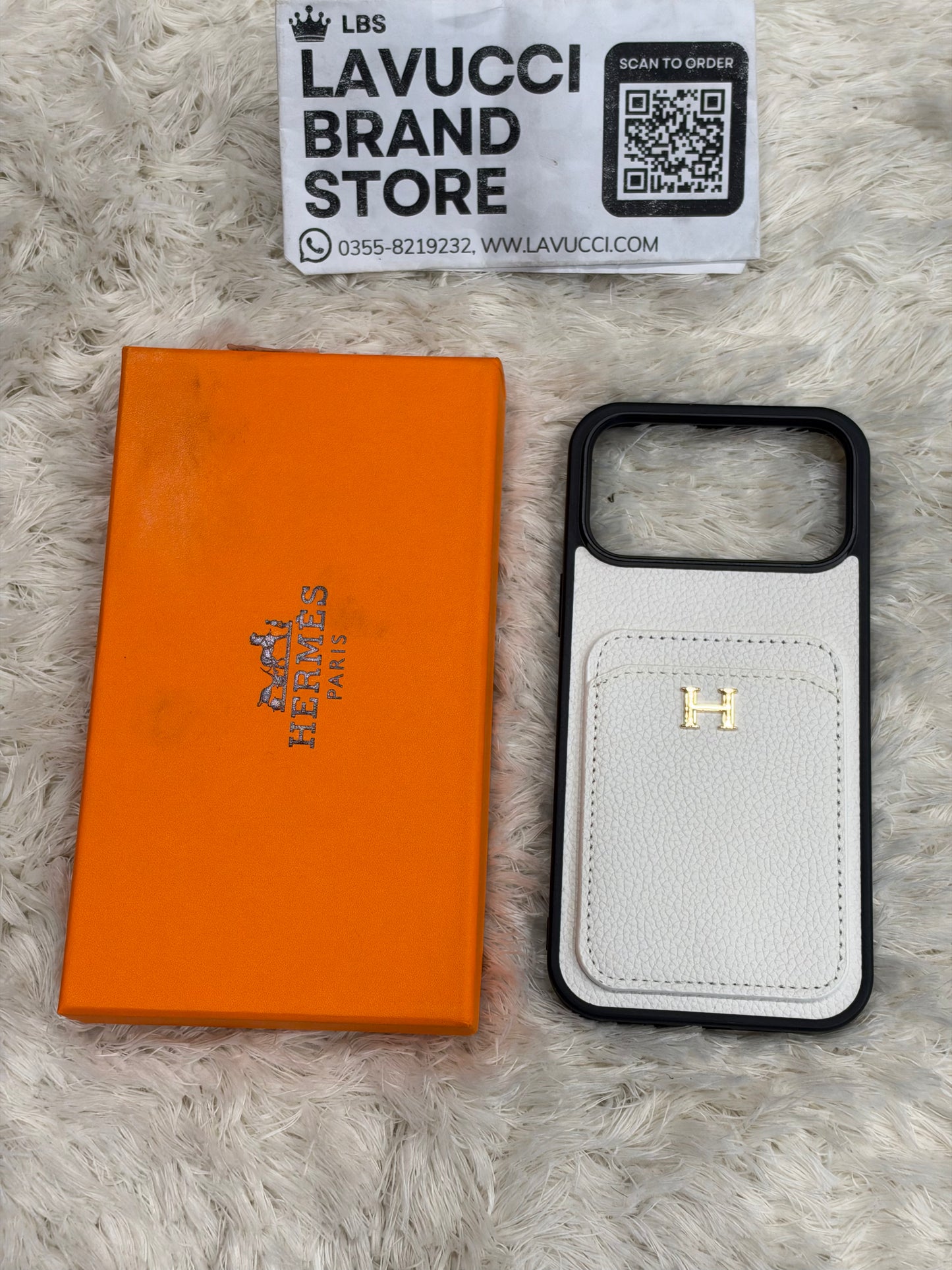 Hermes cover white 17/18 pro max