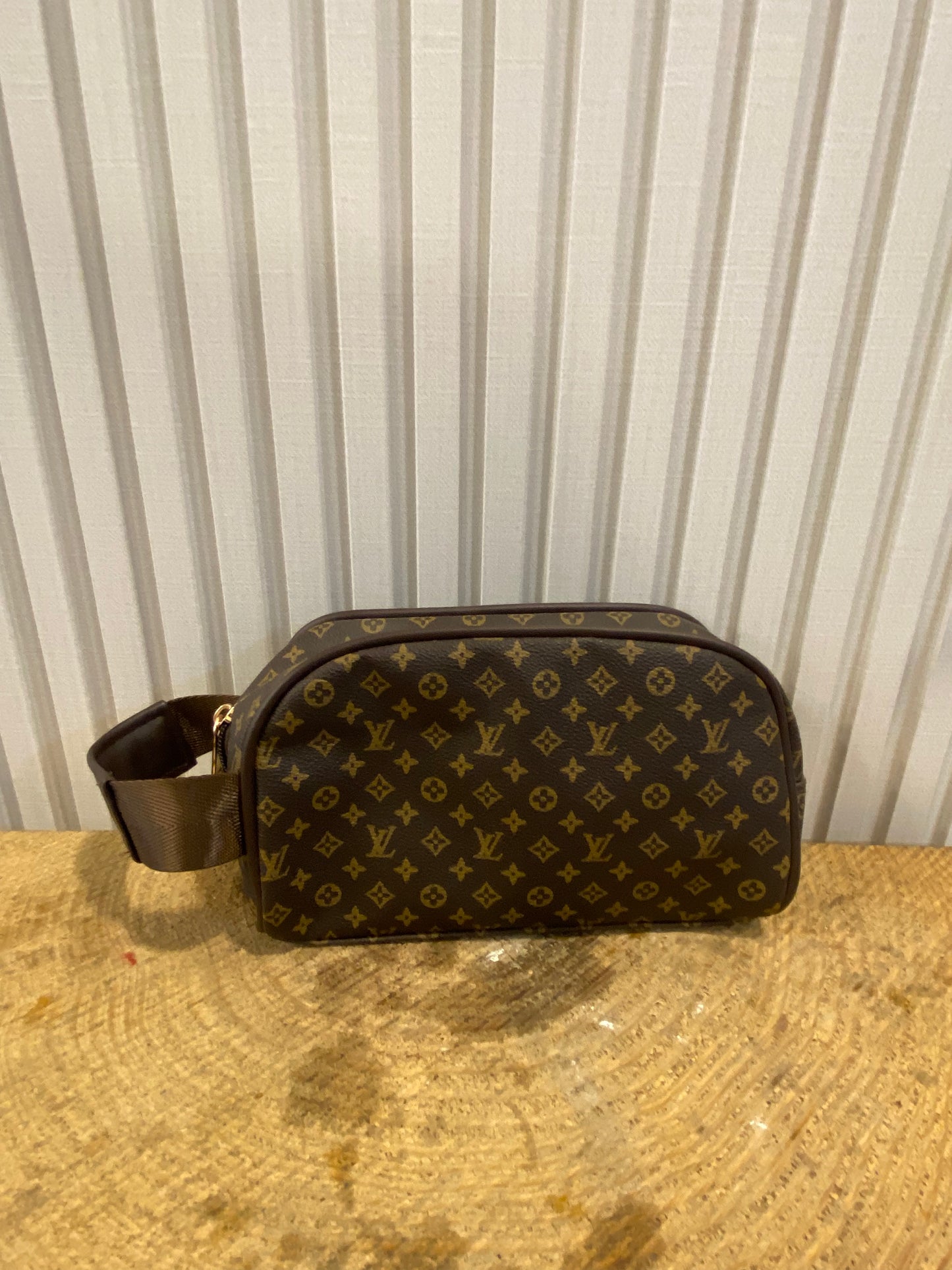 LV brown