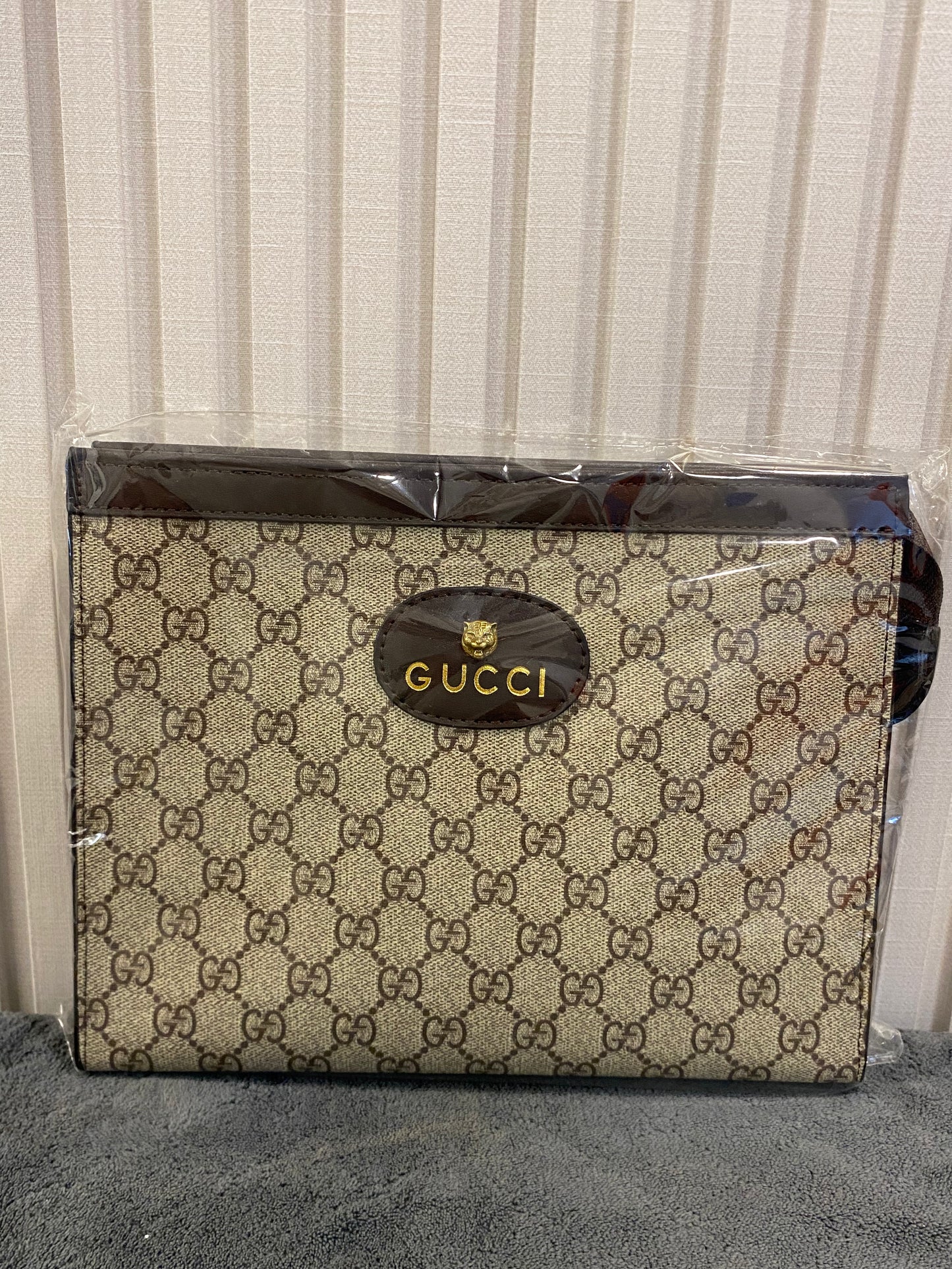Gucci 008