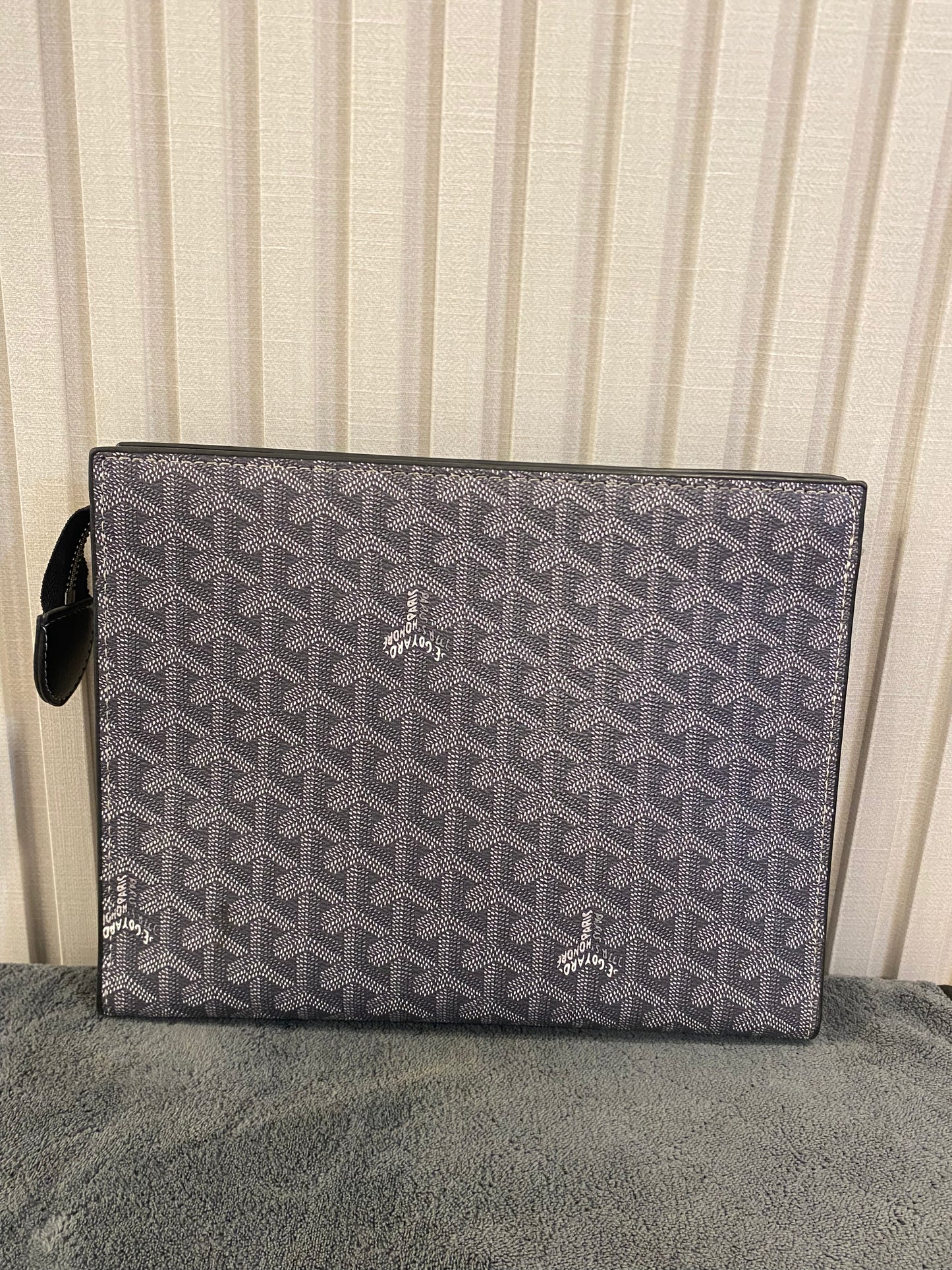 Goyard grey