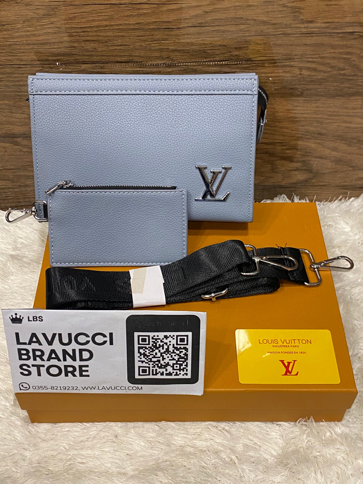 Lv tiny 1919