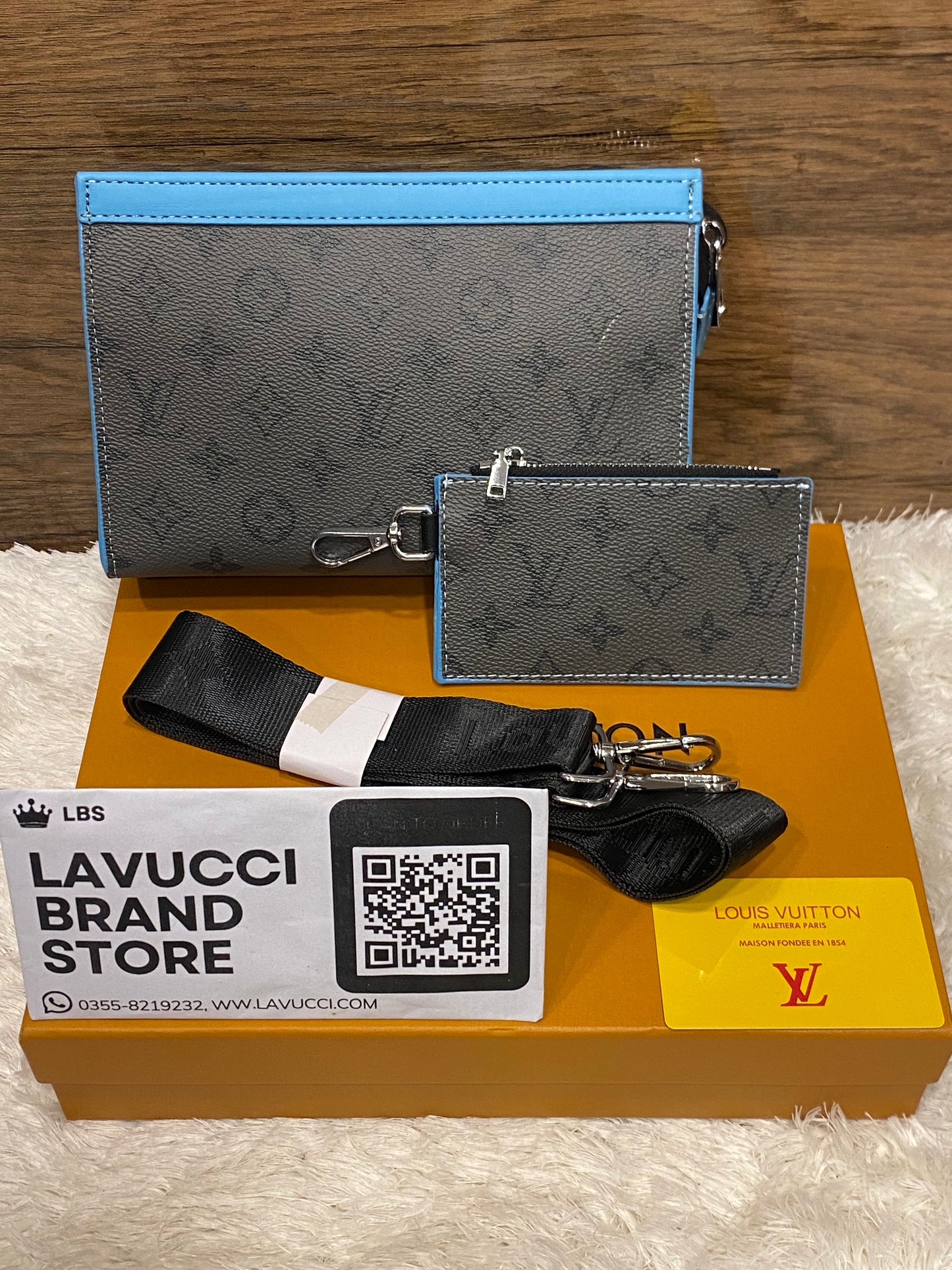 Lv tiny 1922