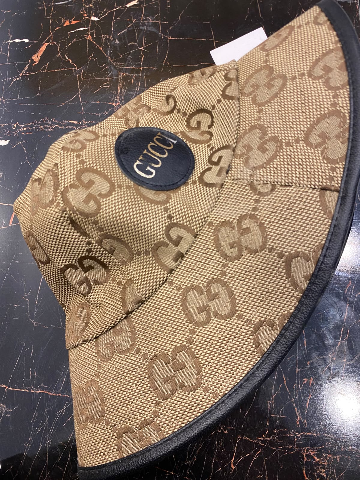 Gucci hat br