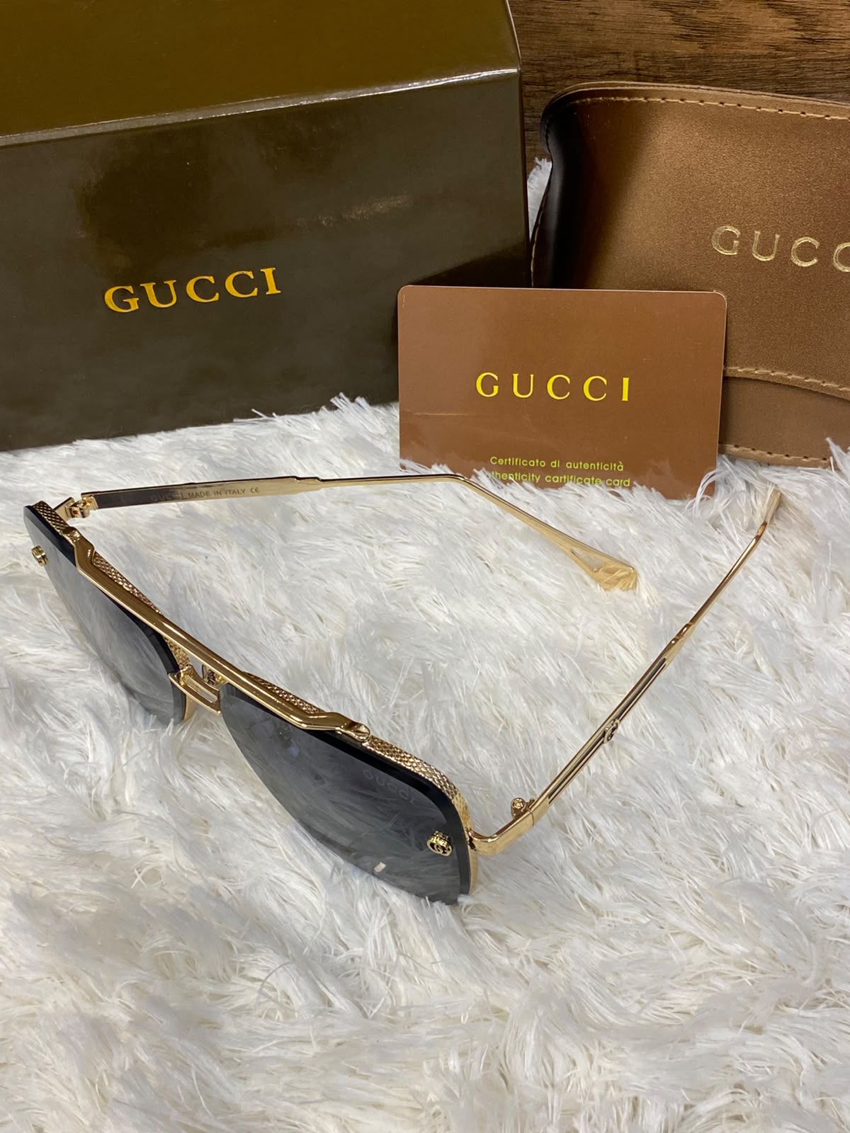 Gucci 1084