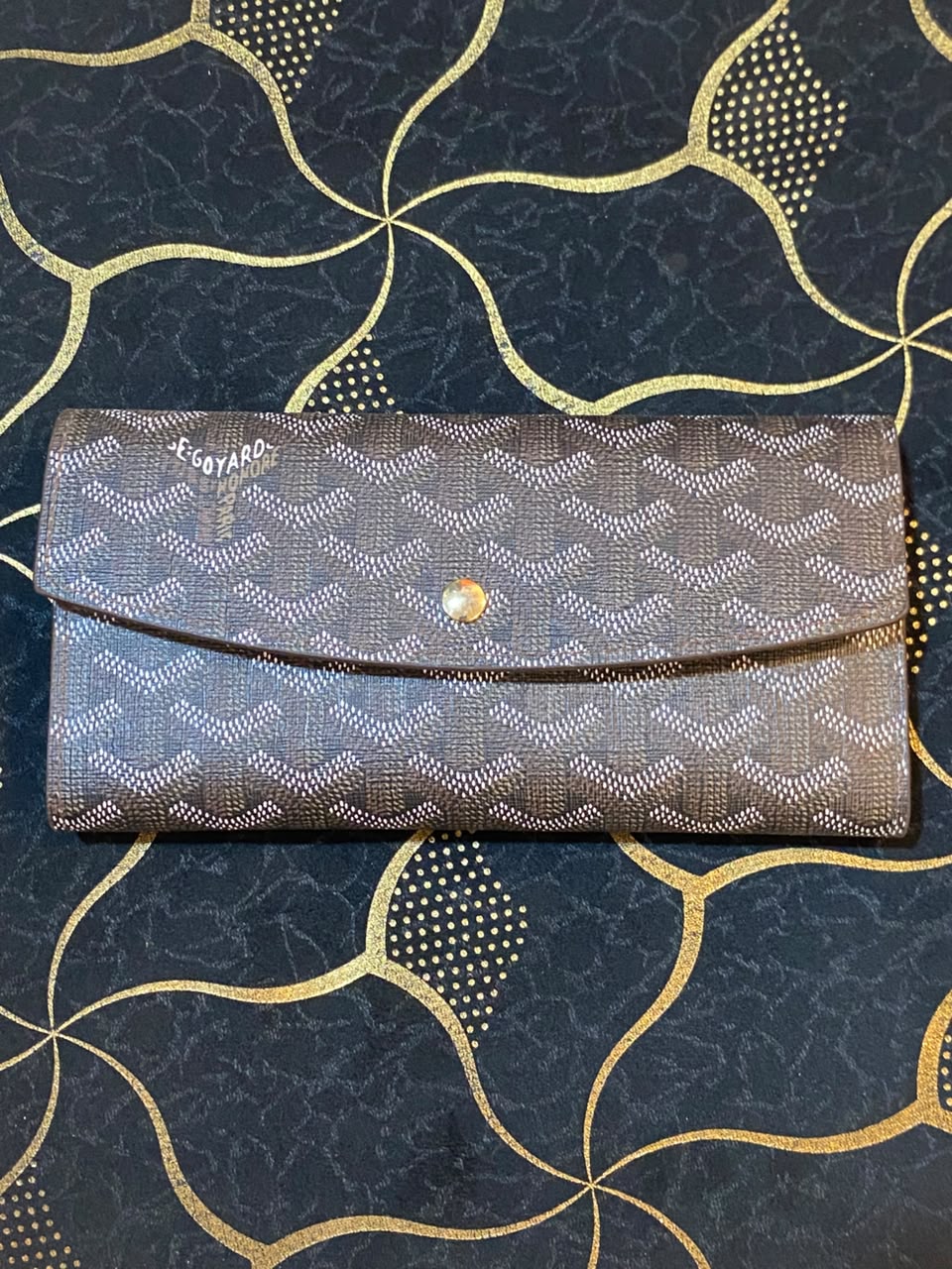 Goyard brown