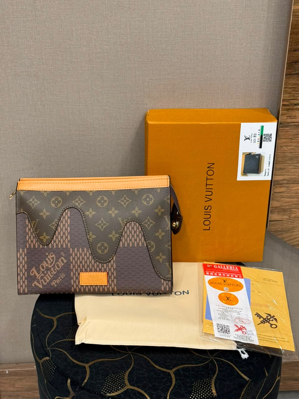 LV layers brown
