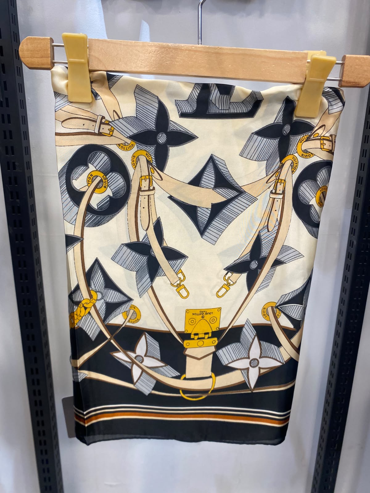 LV 407