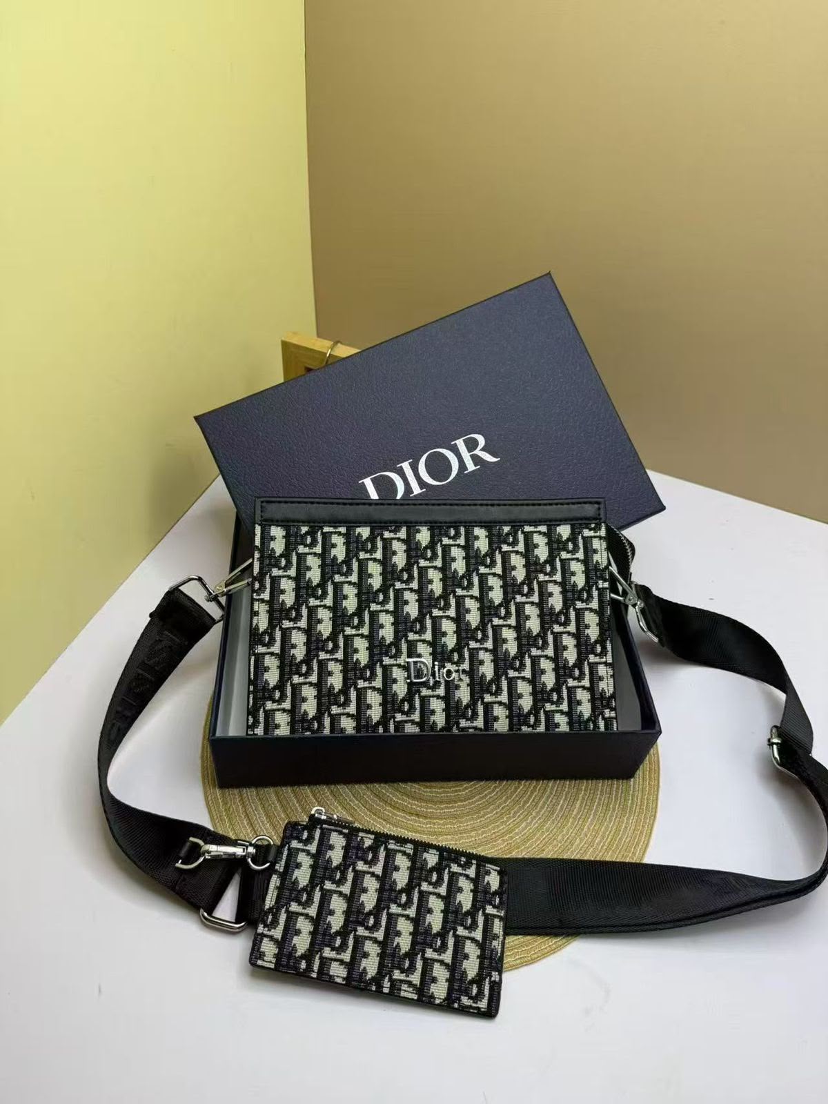 Dior 2 tiny