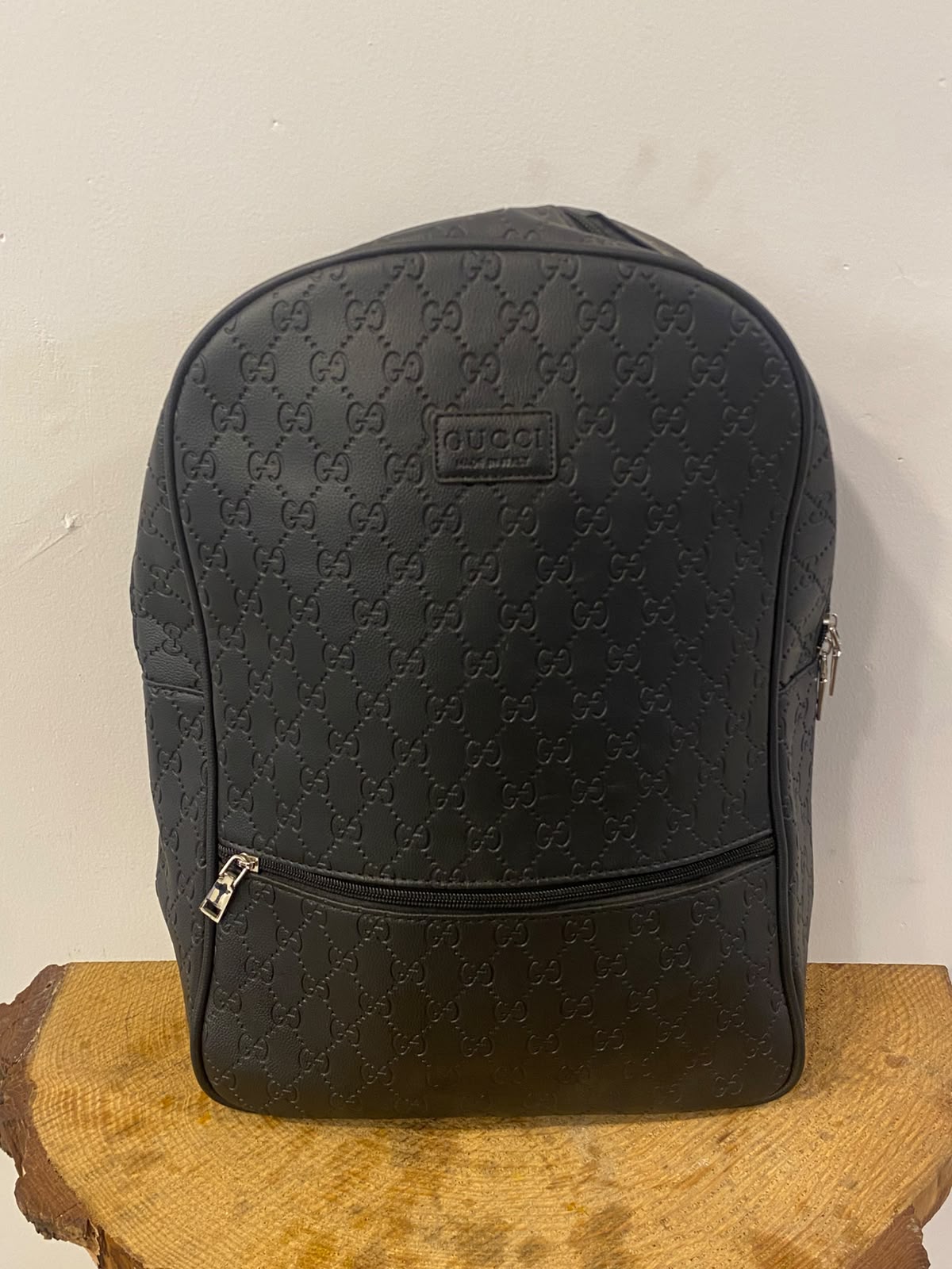 Gucci black