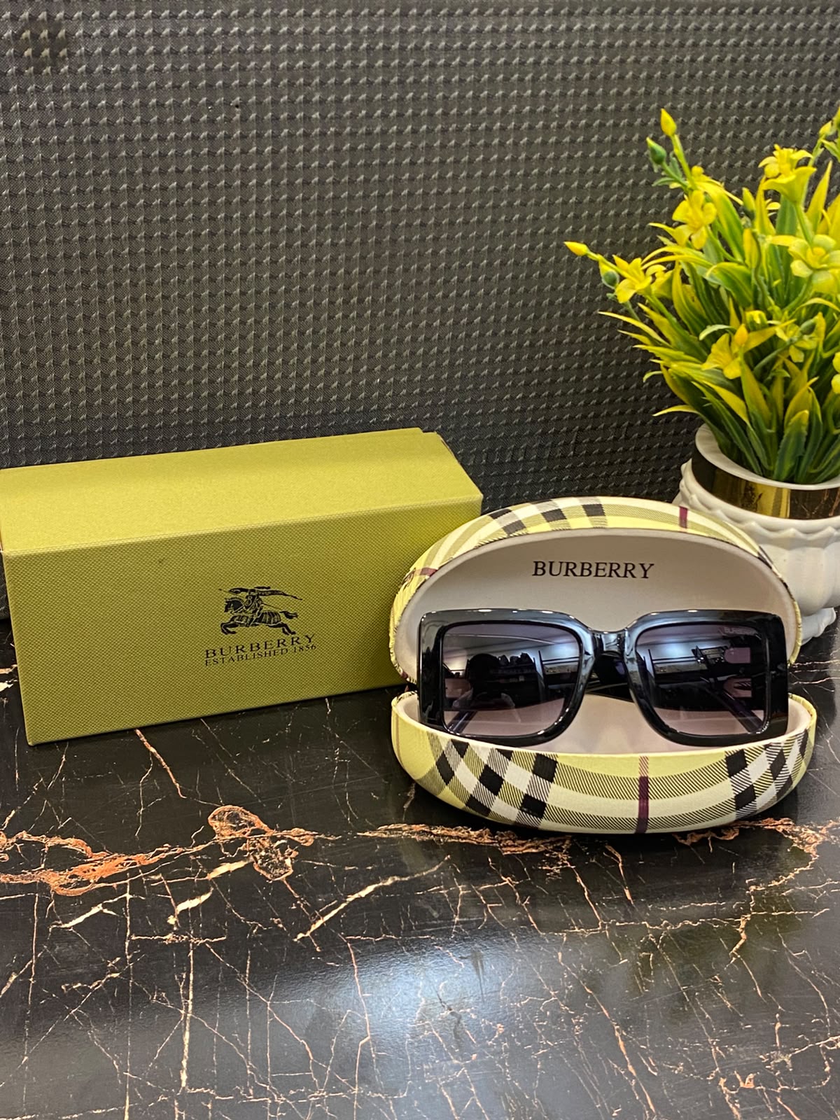 Burberry 1014