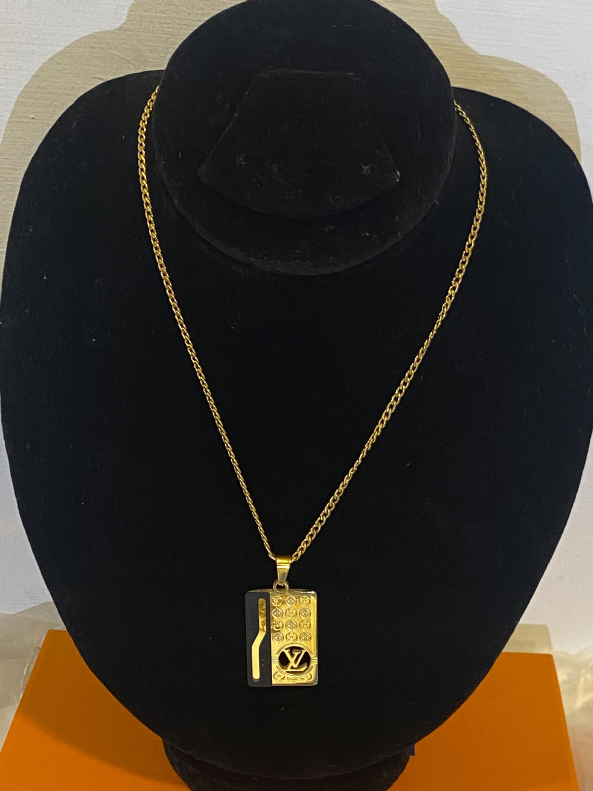 LV chain 510