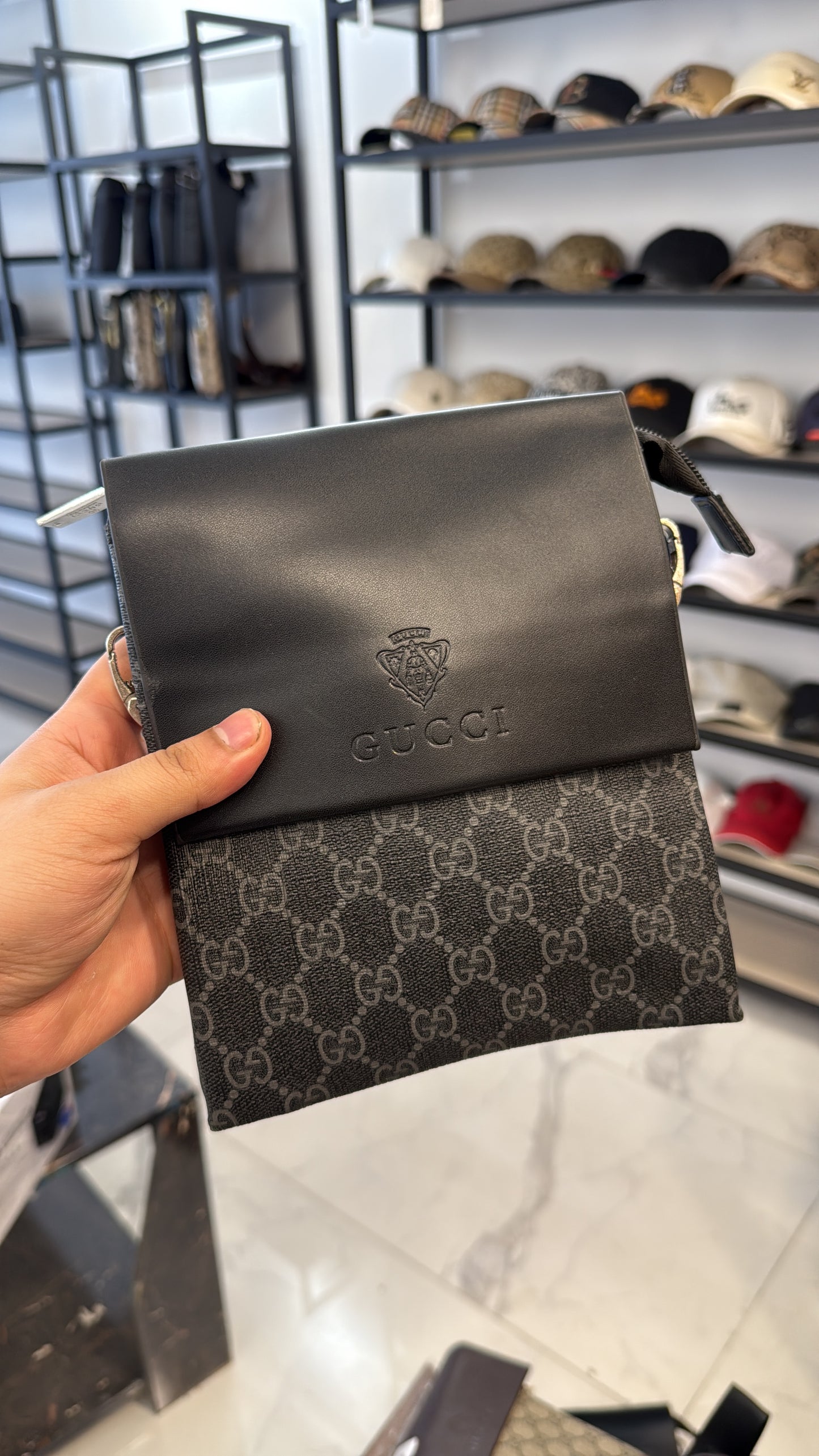 Gucci Grey811