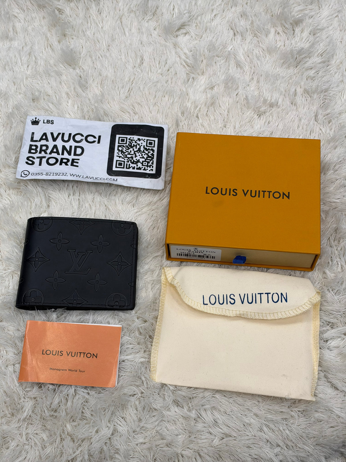 LV 858