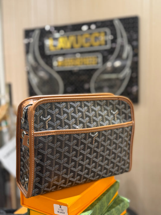 Goyard clutch 2