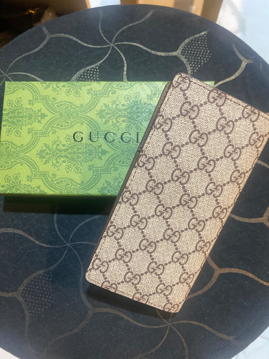 Gucci skin 004