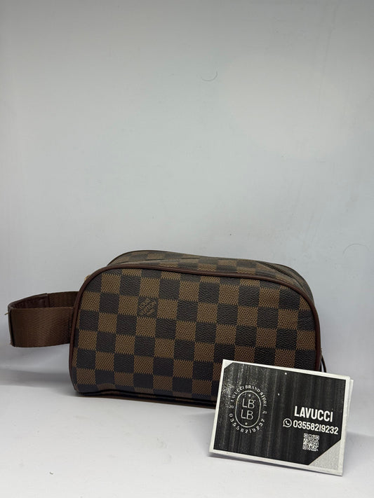 Lv handpouch BrC2
