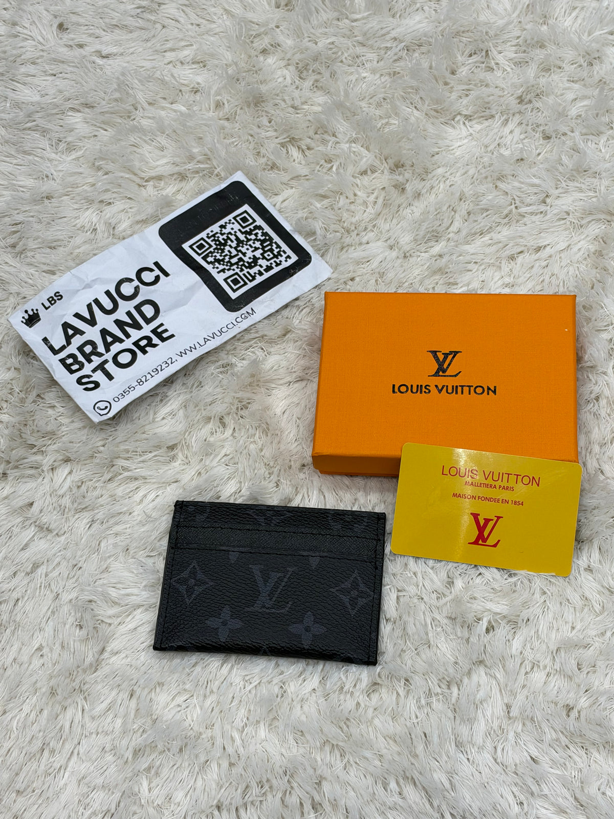 LV single 738