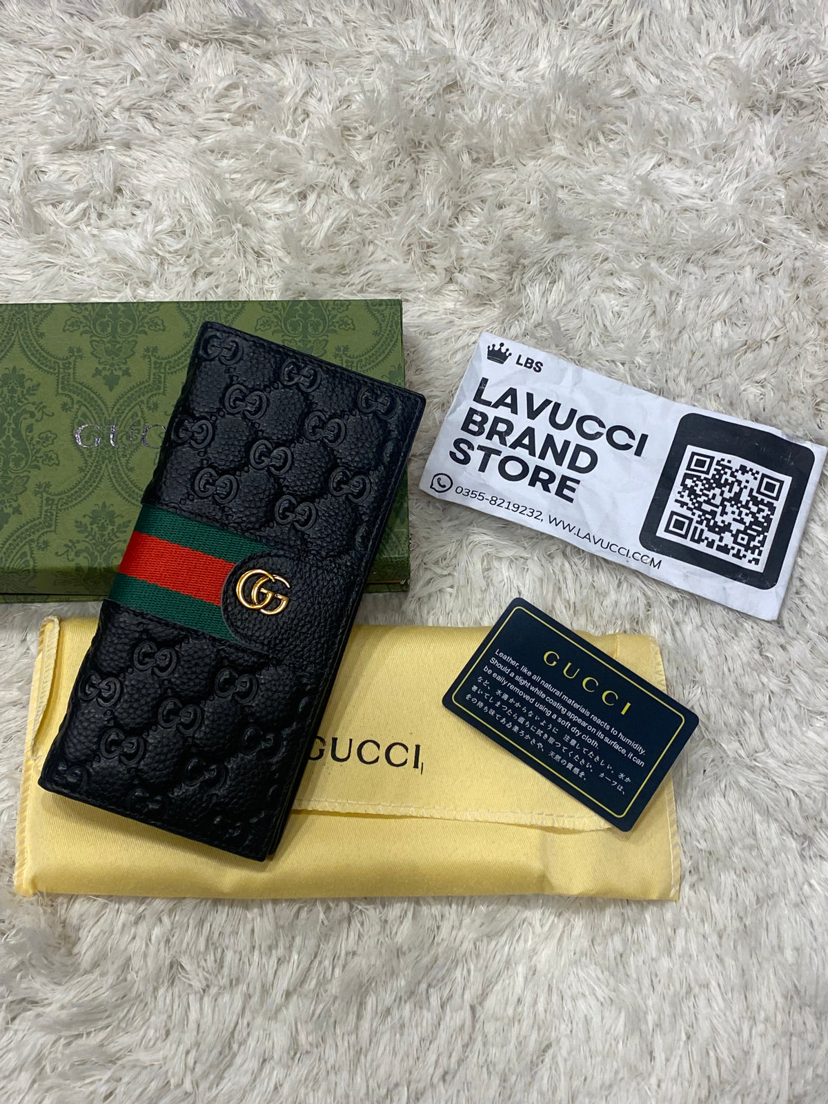 Gucci 834
