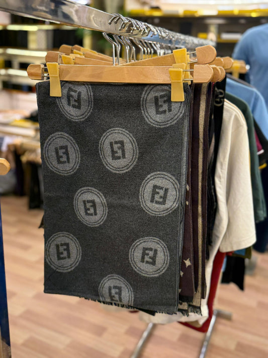 Fendi muffler K2