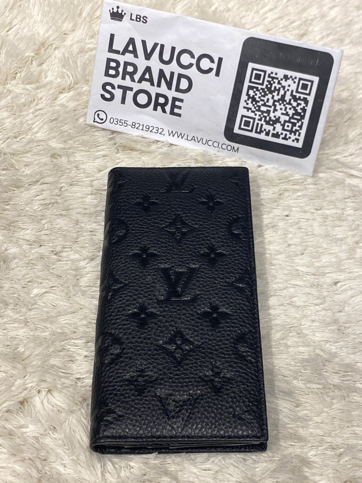 Lv 1170  leather long
