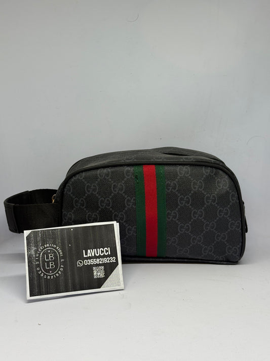 Gucci handpouch black