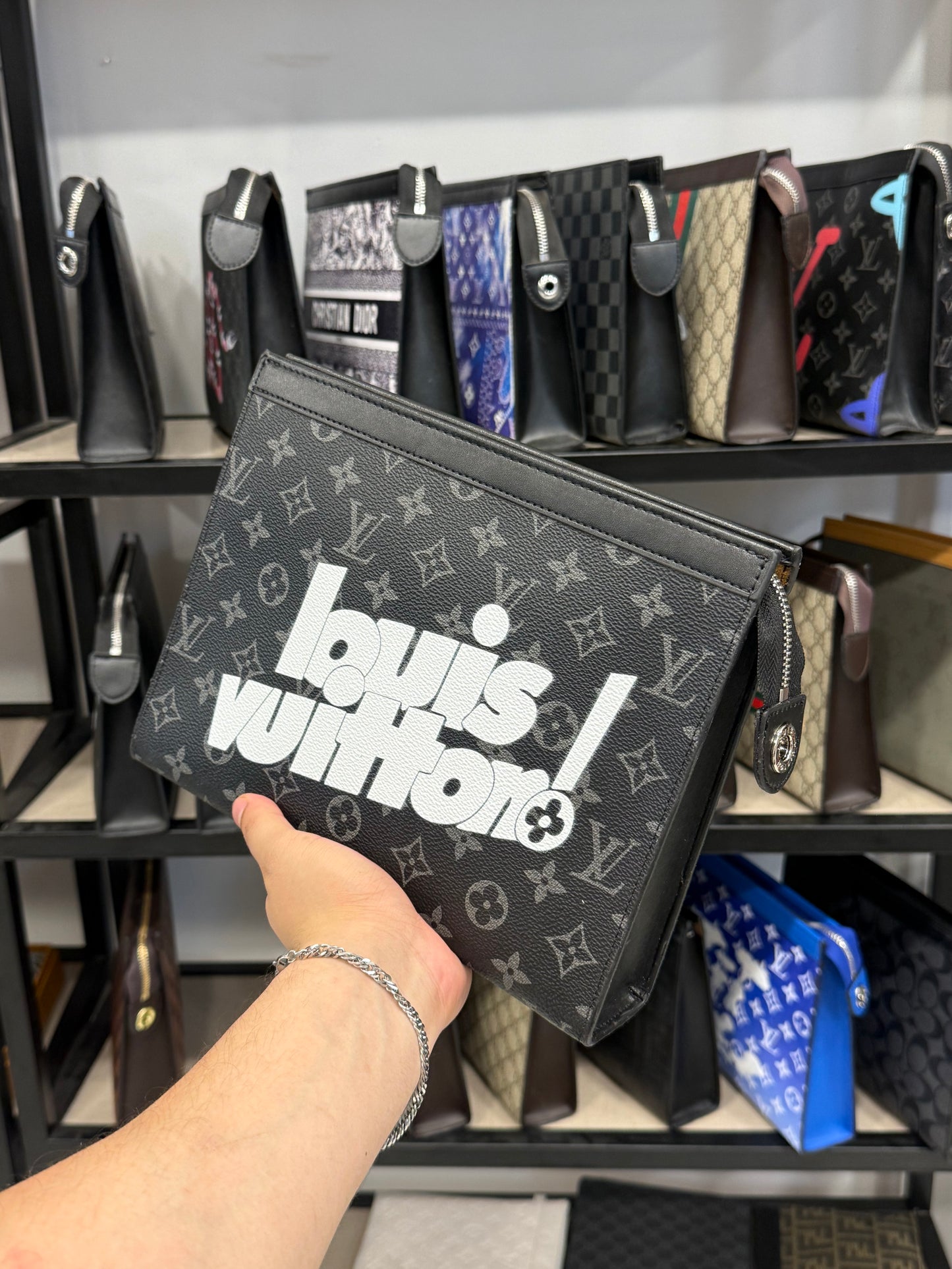 Lv Blouis
