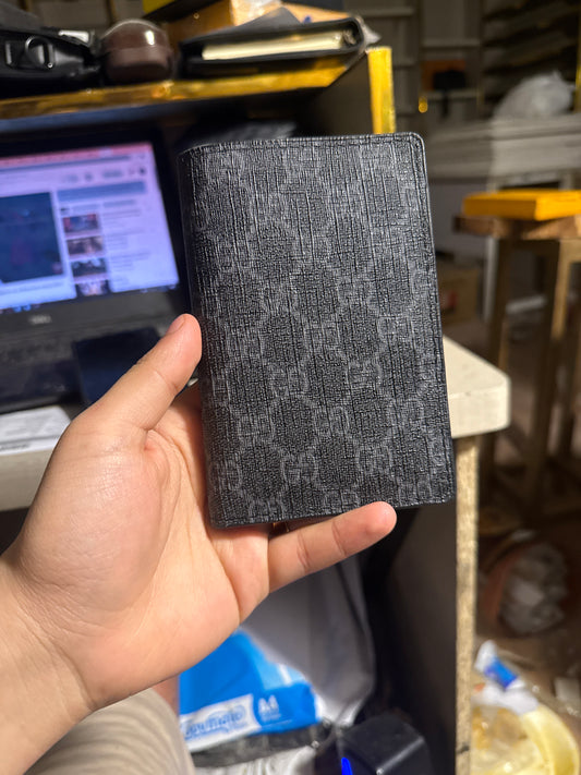 Gucci passport C-2