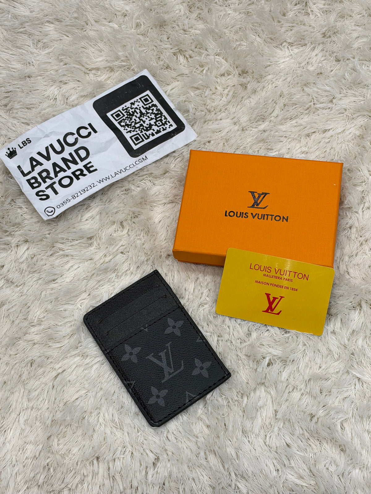 LV 853