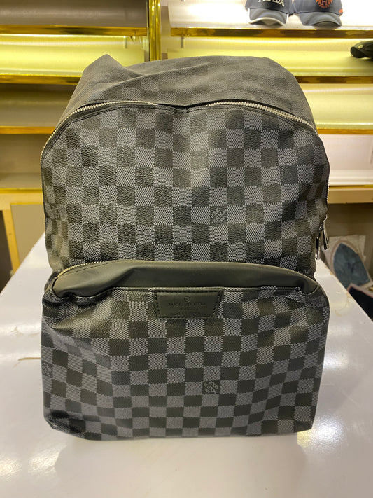 Lv bagpack b8