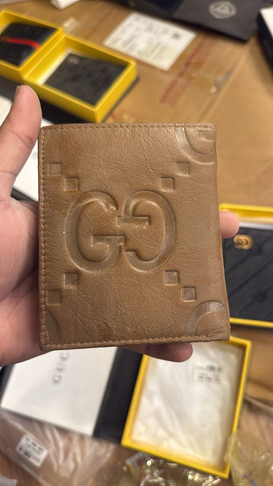 Gucci BW6