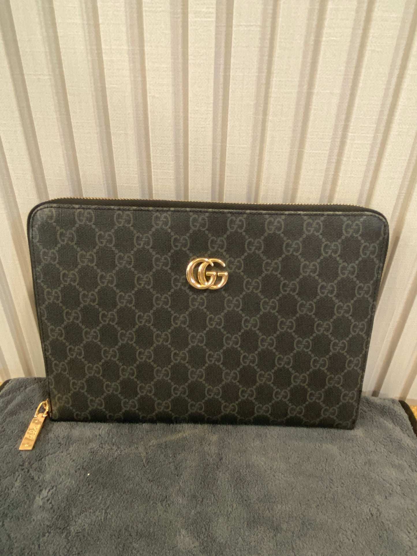 Gucci D.grey