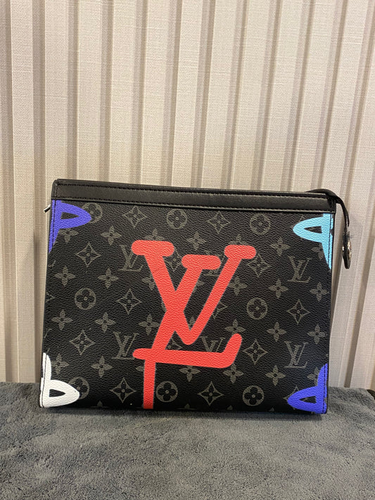 LV orange logo