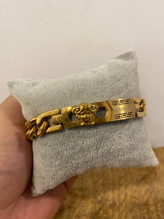 Versace 556