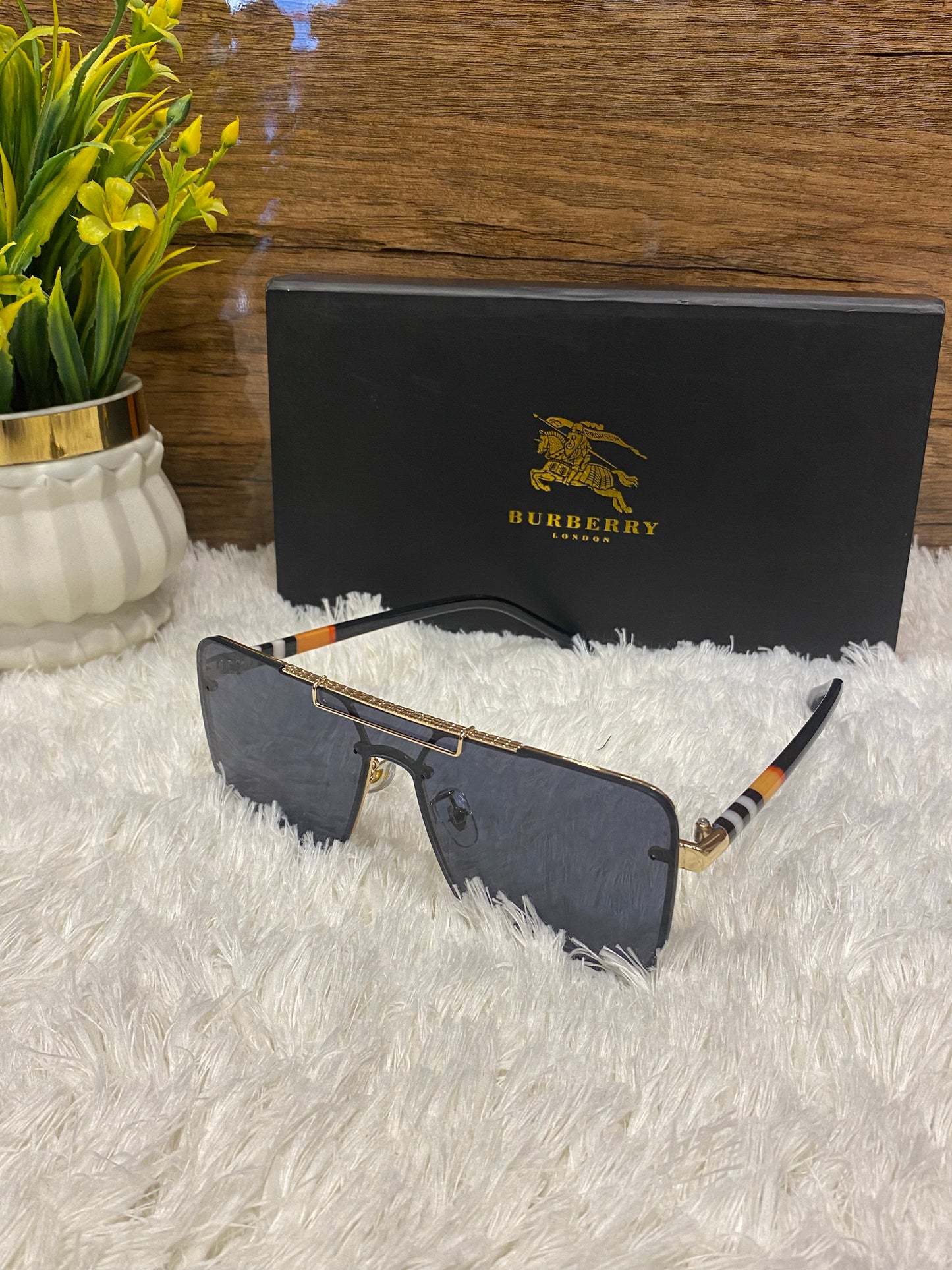Burberry 1107