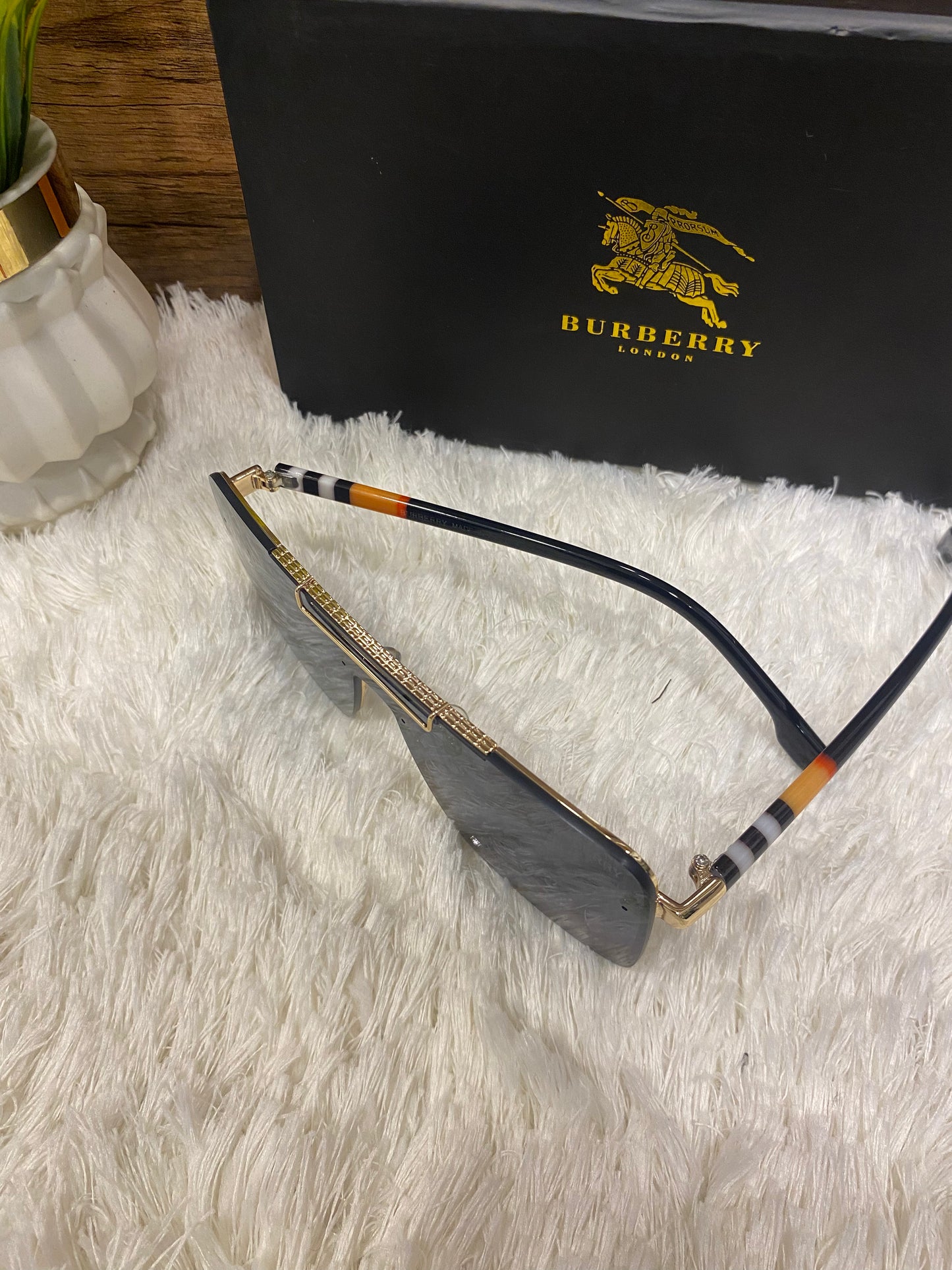 Burberry 1107