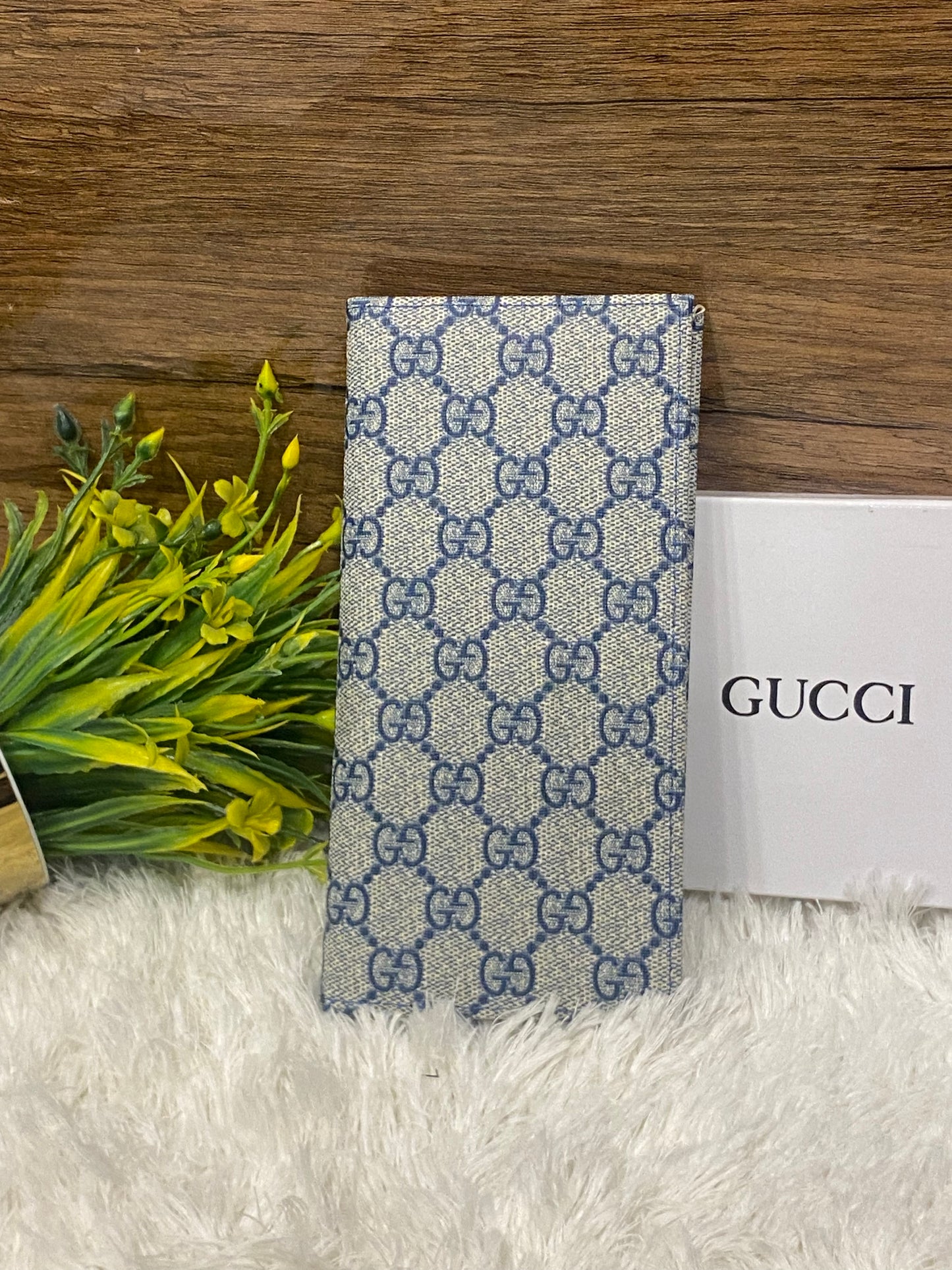 Gucci mag 751