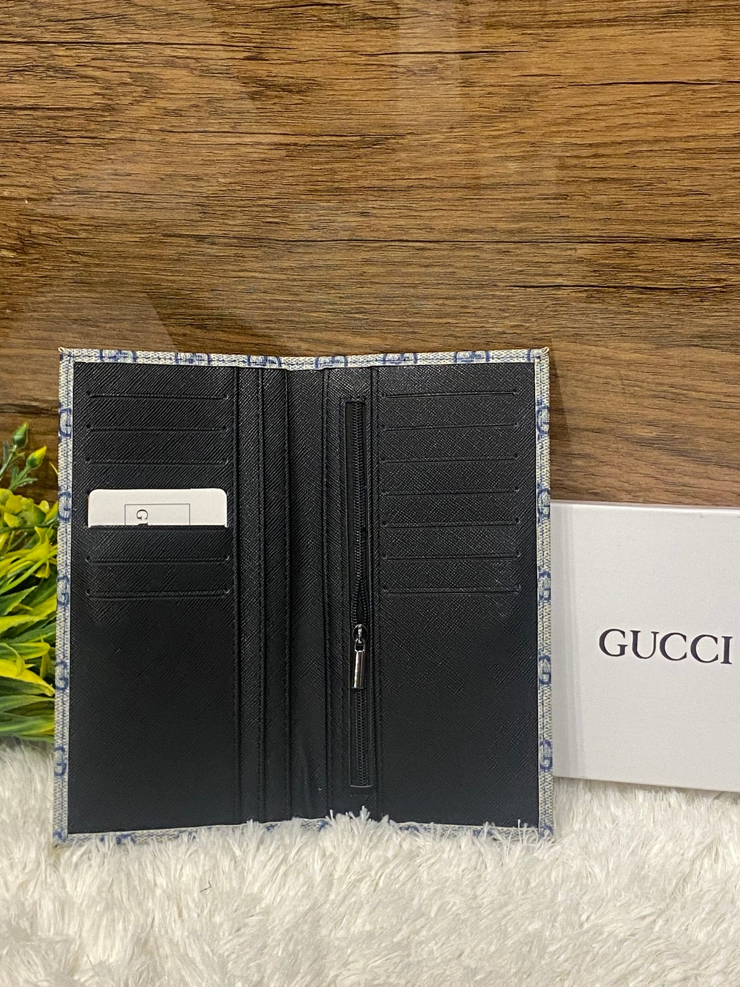 Gucci mag 751