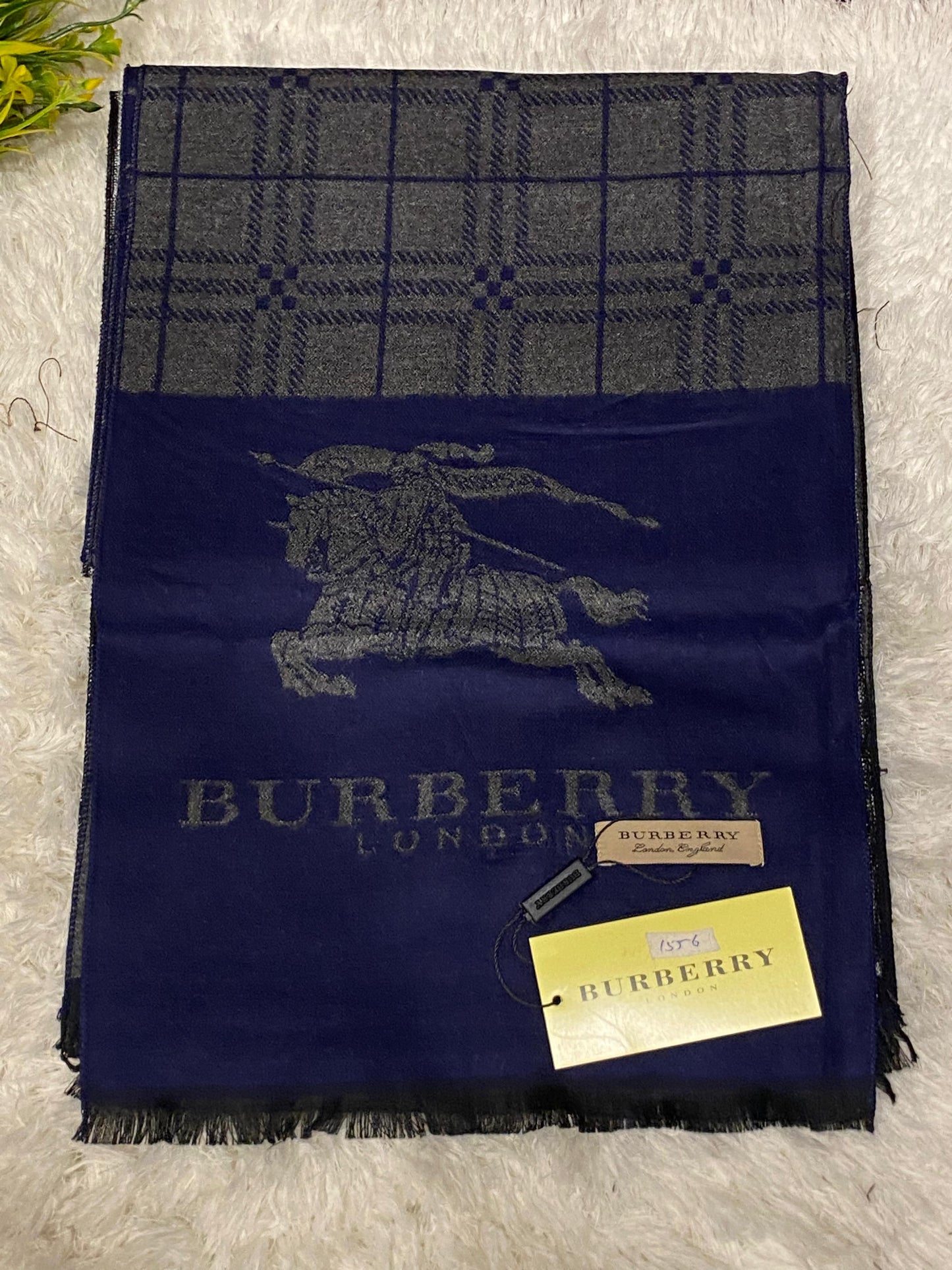 Burberry 1556