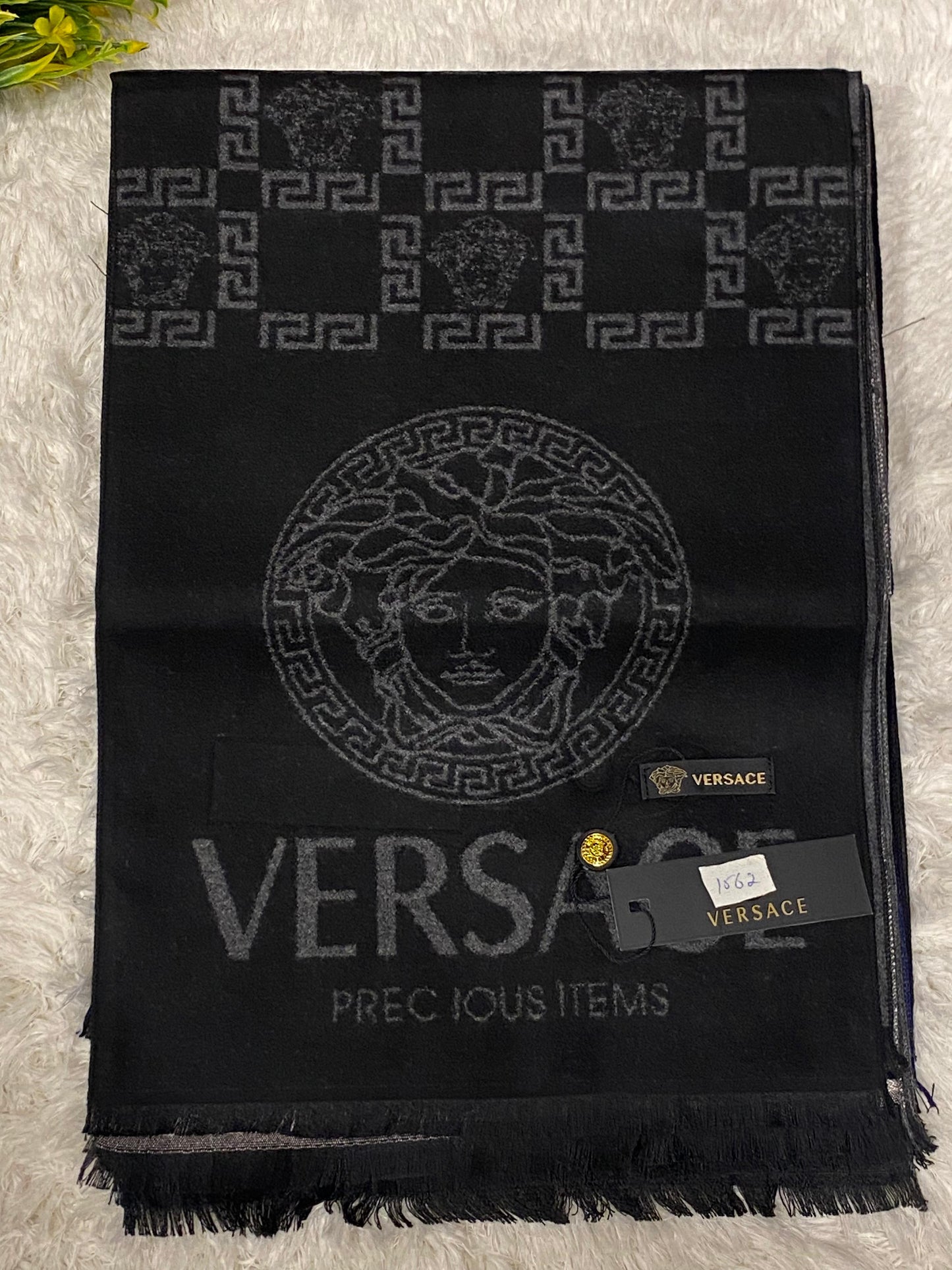 Versace 1562