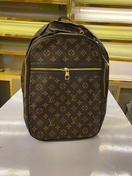 LV bagpack b8