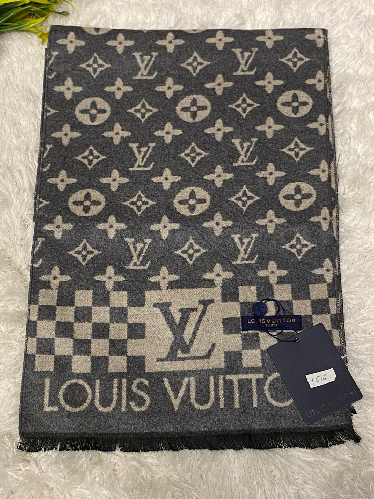 LV 1516