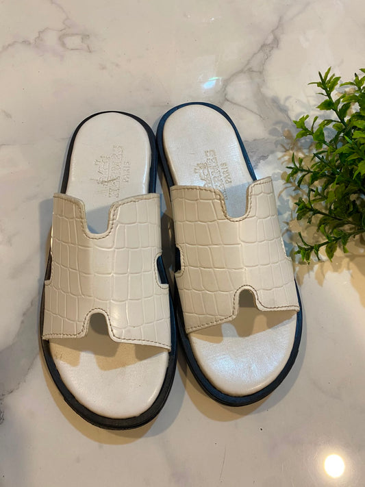 Hermes white