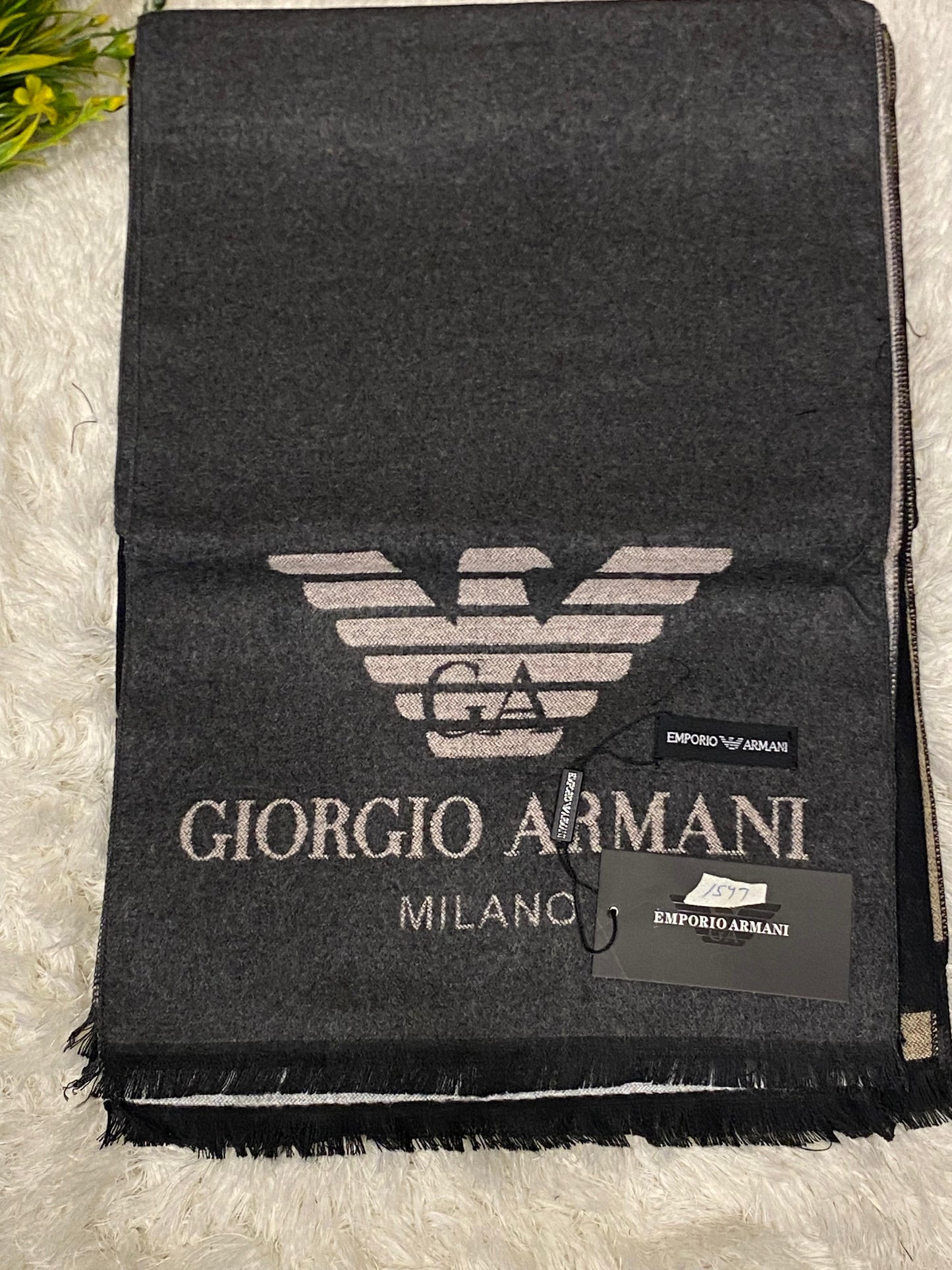 Armani 1547