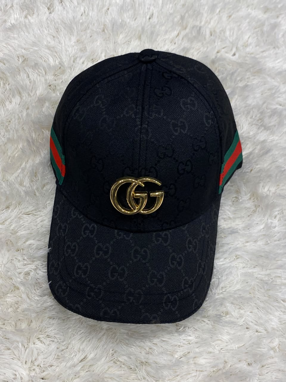 Gucci golden logo