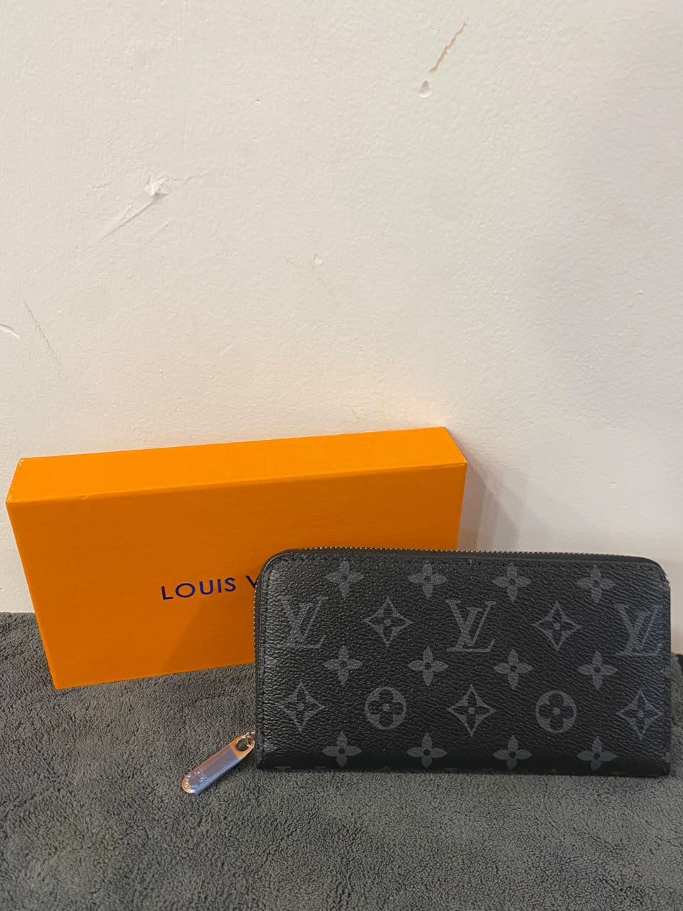 LV b.f 727