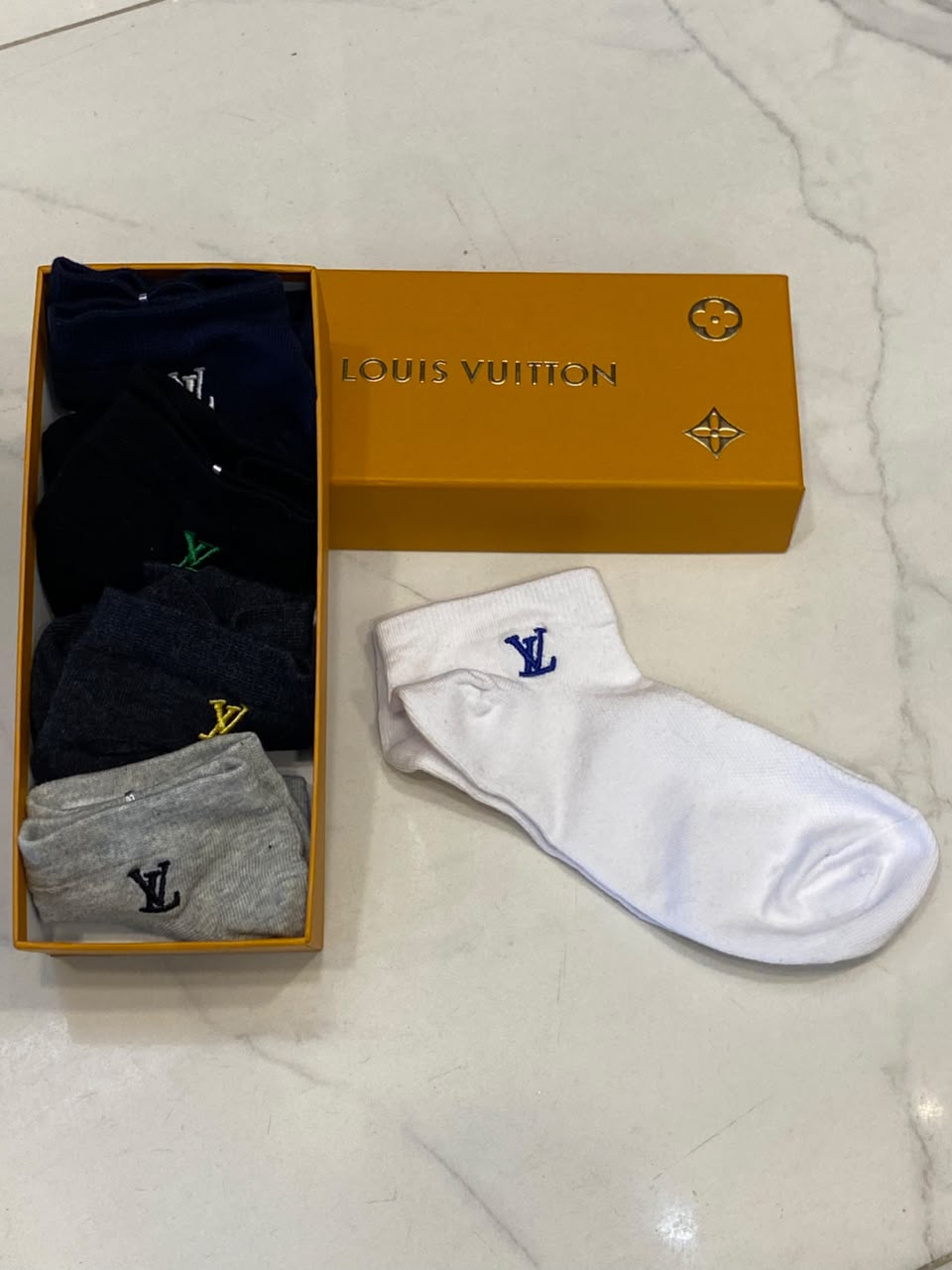 LV socks 214