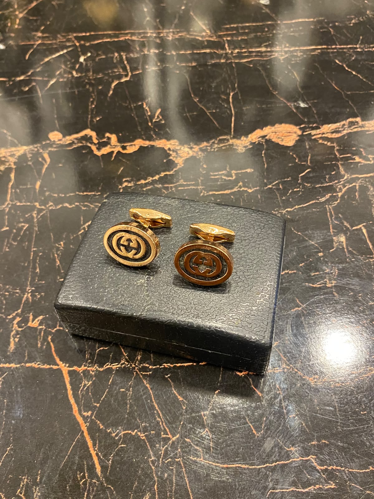 Gucci 1210