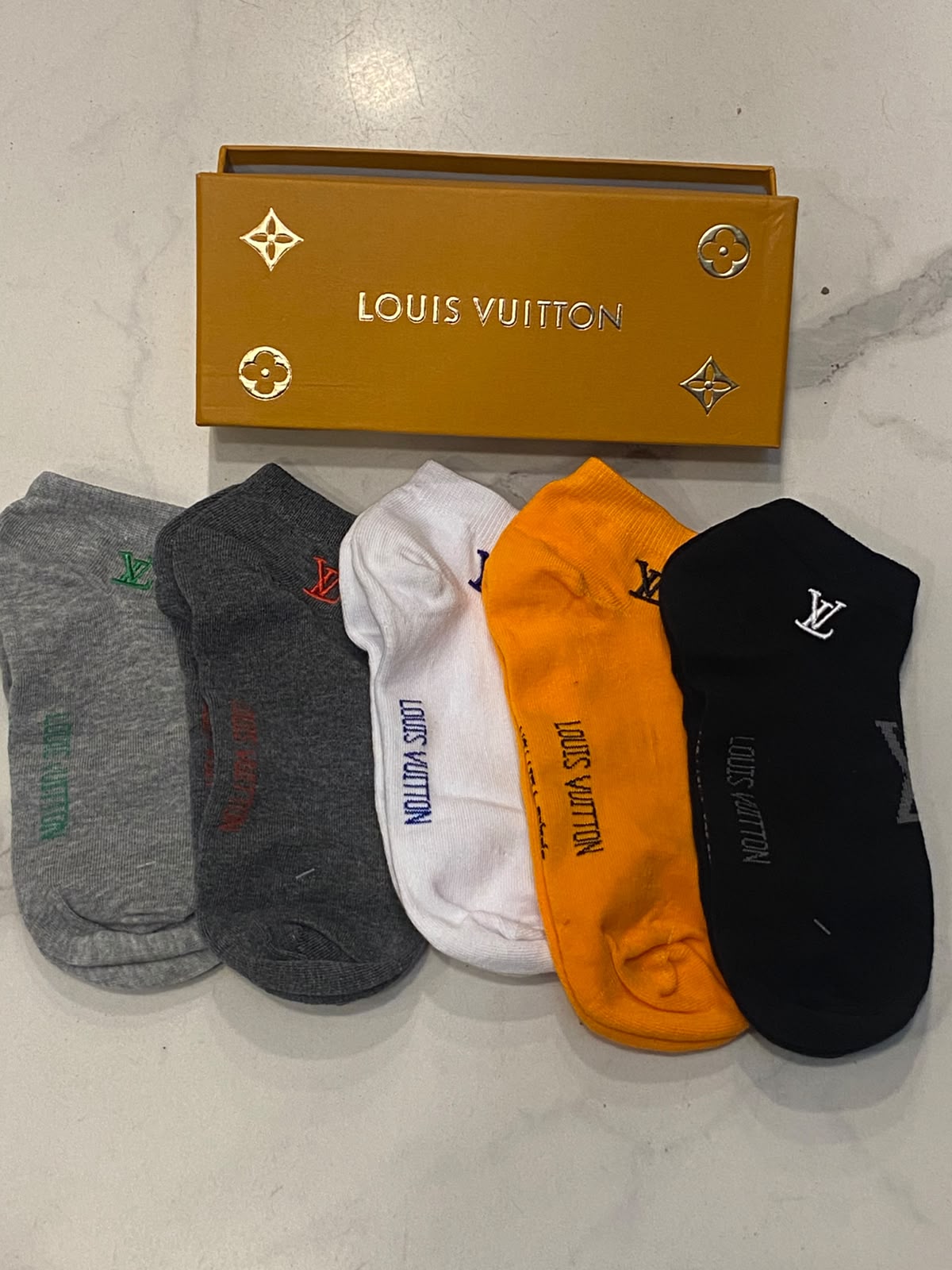 LV socks 216