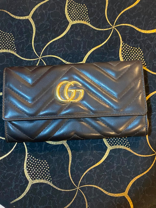 Gucci black