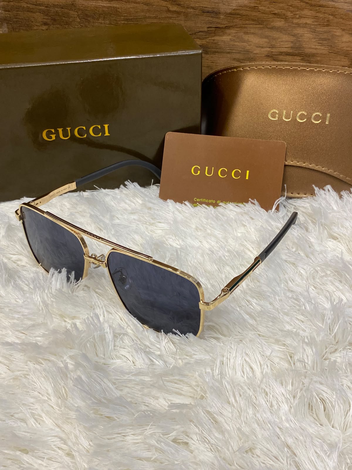 Gucci 1085